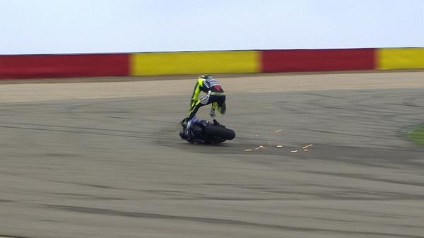 Moto GP: Στο νοσοκομείο ο Ρόσι (photos+videos)