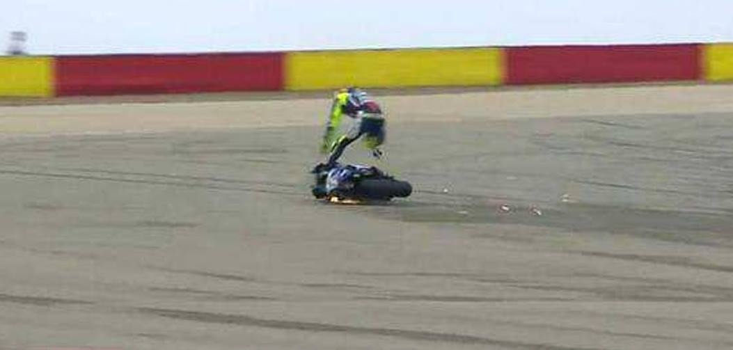 Moto GP: Στο νοσοκομείο ο Ρόσι (photos+videos)