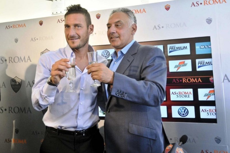 Η γιορτή της «σημαίας» της Ρόμα (video+photos+tweets)