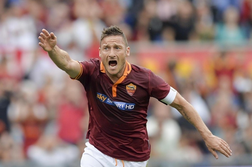 Η γιορτή της «σημαίας» της Ρόμα (video+photos+tweets)