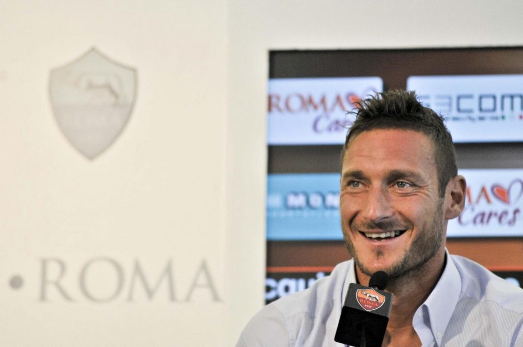 Η γιορτή της «σημαίας» της Ρόμα (video+photos+tweets)