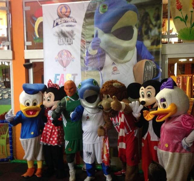 Ρέθυμνο: Το πάρτι του «Αγορίνου» (photos)