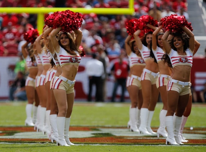 NFL: Πήγαν Λονδίνο οι Cheerleaders (photos)