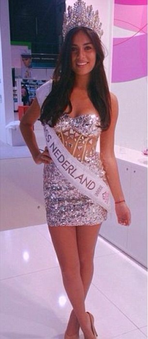 Καλίντ Μπουλαρούζ: Βγαίνει με την πιο όμορφη γυναίκα της Ολλανδίας (photos)