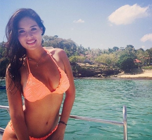 Καλίντ Μπουλαρούζ: Βγαίνει με την πιο όμορφη γυναίκα της Ολλανδίας (photos)