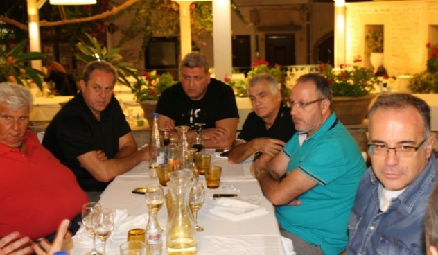 «Πέτρος Οικονομάκης»: Το δείπνο του Ρεθύμνου (photos)