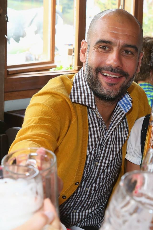 Μπάγερν Μονάχου: Ήπιαν μπύρες για το Οκτόμπερφεστ (photos+videos)