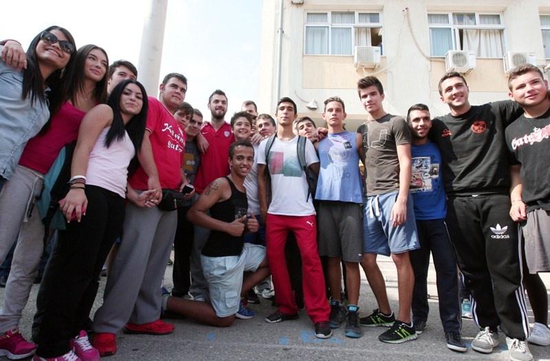 Ολυμπιακός: Έπαιξαν μπάσκετ με μαθητές (photos)