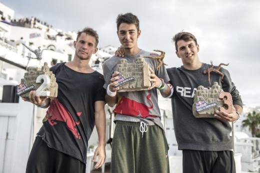 Red Bull Art of Motion: Ελληνική η κορυφή στην Σαντορίνη (photos+video)