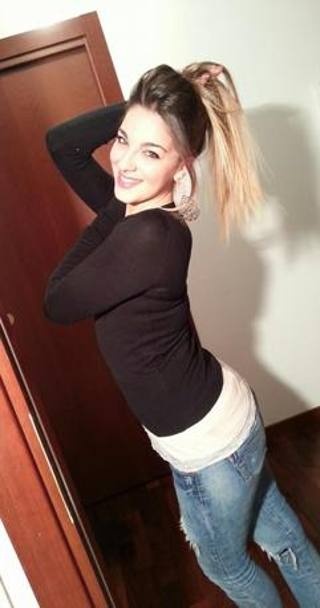 Λάουρα Λέτσι: Η πιο όμορφη οπαδός στην Ιταλία (photos)