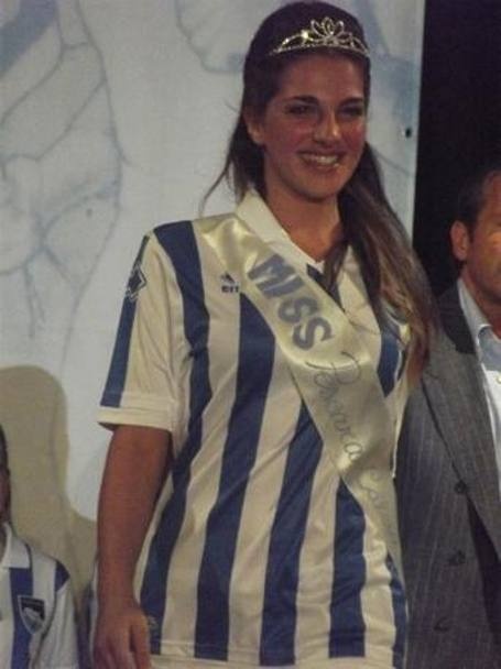 Λάουρα Λέτσι: Η πιο όμορφη οπαδός στην Ιταλία (photos)