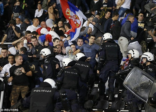 Βαλκανικός πόλεμος στο Βελιγράδι (videos+ photos)