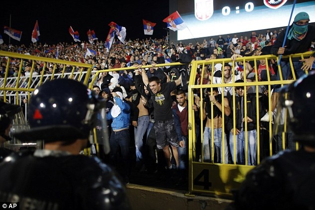 Βαλκανικός πόλεμος στο Βελιγράδι (videos+ photos)