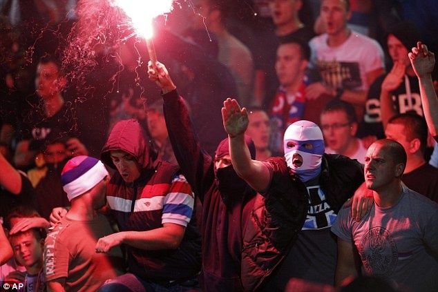 Βαλκανικός πόλεμος στο Βελιγράδι (videos+ photos)