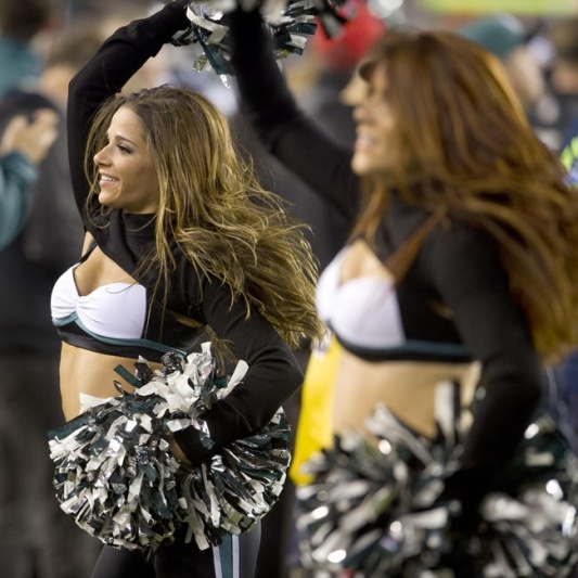 NFL: Σόου και θέαμα από τις Cheerleaders (photos)