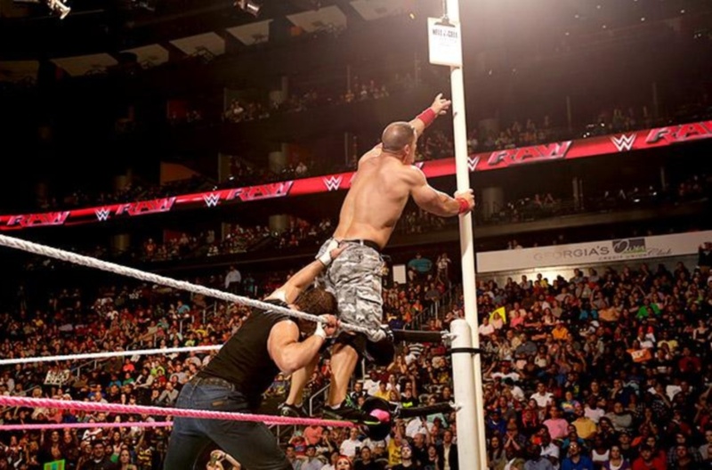 Raw: Πρόωρη σύγκρουση Cena με Ambrose (photos+videos)