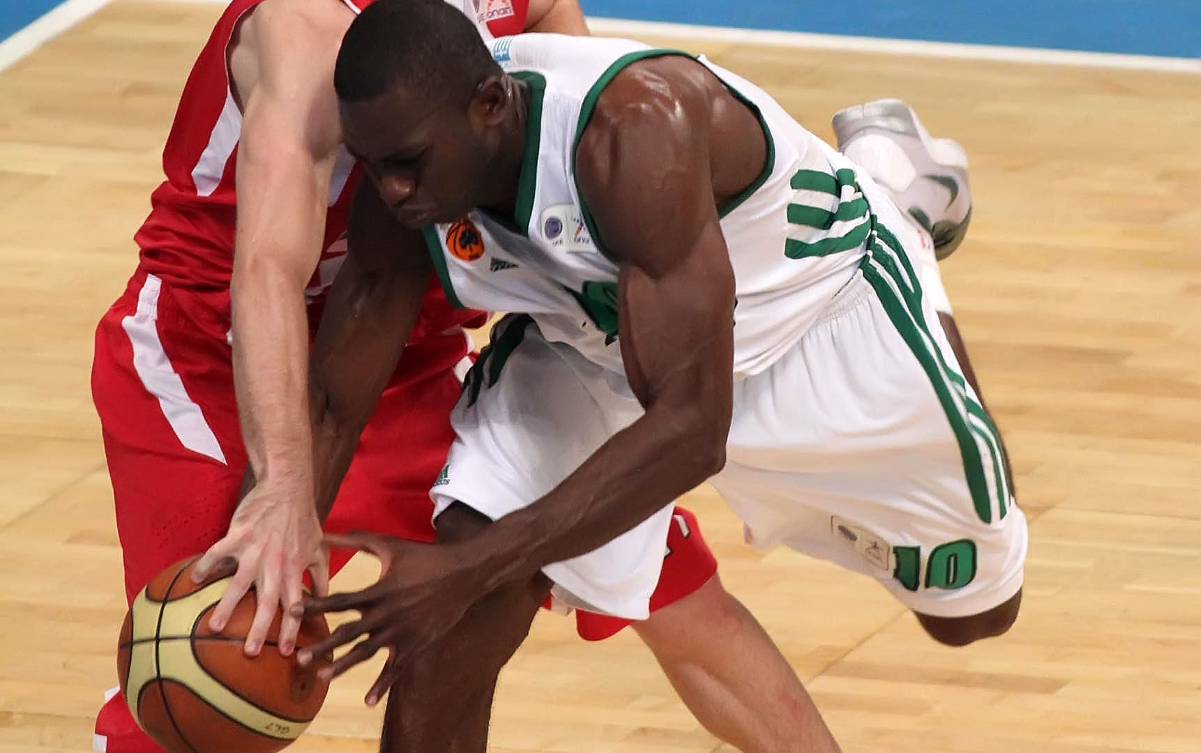 Σάτο στο Onsports: «Άλλο να φοράς τα πράσινα με Ολυμπιακό!» (photos+videos)