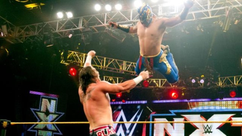 NXT: Δρόμος… τίτλου για Sami Zayn (photos+videos)