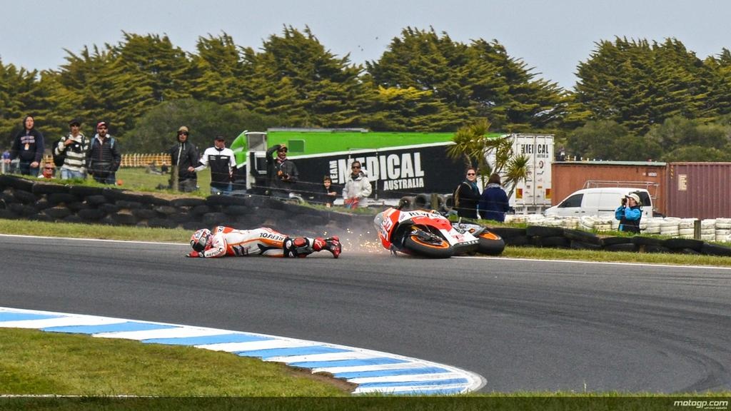 Moto GP: Ιστορική νίκη για Ρόσι (photos+videos)