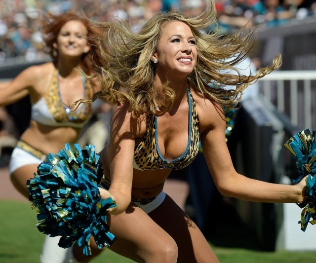 NFL: Συνεχίζουν οι Cheerleaders, στο περιθώριο οι Μπιλς (photos)