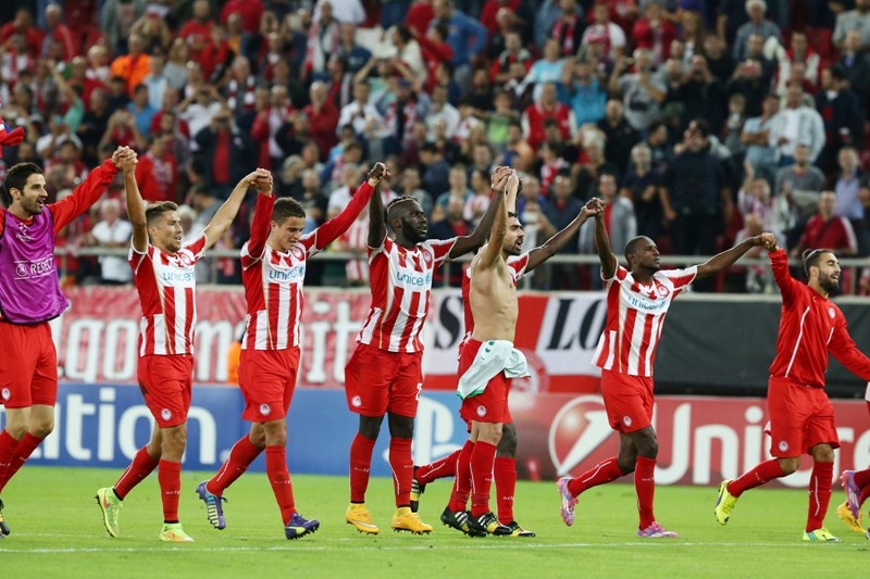 Ολυμπιακός – Γιουβέντους: Τα… ερυθρόλευκα «όλε»! (photos)