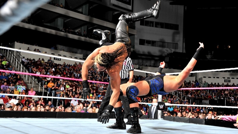 Main Event: Παιχνίδια γύρω από τα Tag Team Championships (photos+videos)