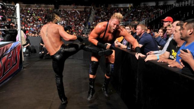 Main Event: Παιχνίδια γύρω από τα Tag Team Championships (photos+videos)