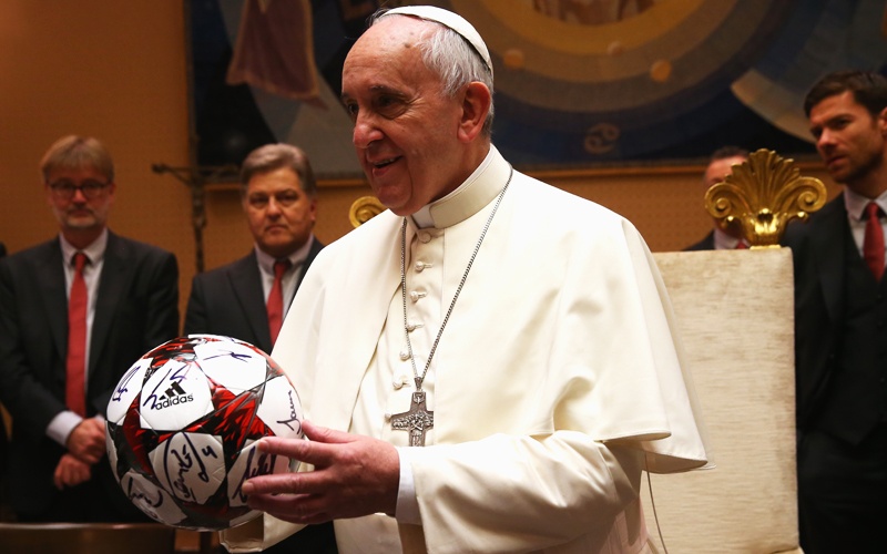 Με τις ευλογίες του Πάπα η Μπάγερν (video+ photos)