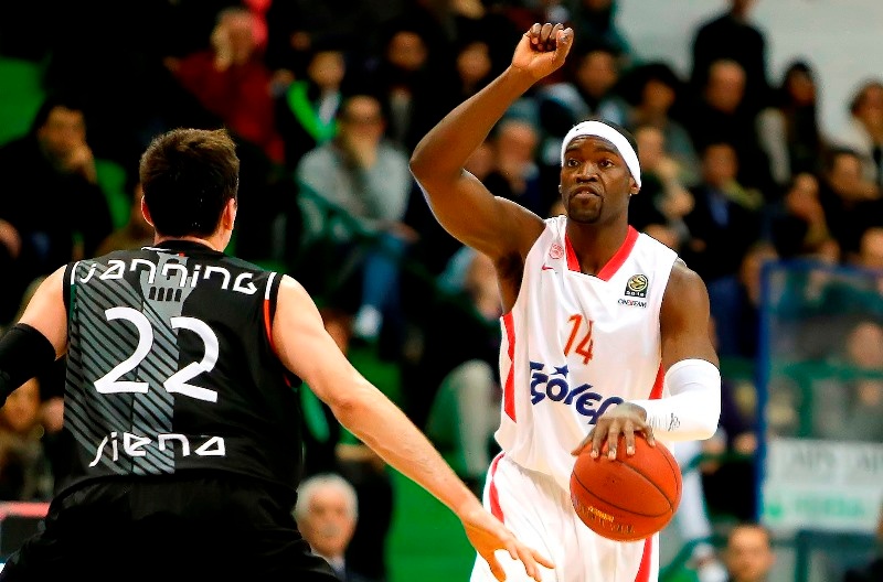 Πέρκινς στο Onsports: «Δε χρειάζεται προπονητή ο Ολυμπιακός» (photos+videos)