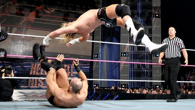 SmackDown: «Αρχηγός» ο Dean Ambrose (photos+videos)