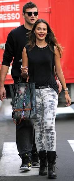 Αρμάνι Μιλάνο: Η «καυτή» Ιζαμπέλ του Τζεντίλε (photos)