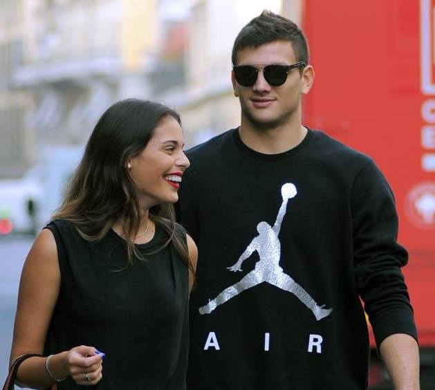 Αρμάνι Μιλάνο: Η «καυτή» Ιζαμπέλ του Τζεντίλε (photos)