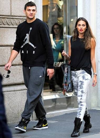 Αρμάνι Μιλάνο: Η «καυτή» Ιζαμπέλ του Τζεντίλε (photos)