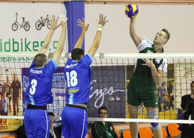 Δύσκολη πρεμιέρα για Παναθηναϊκό, 3-2 τη ΜΕΝΤ (photos)