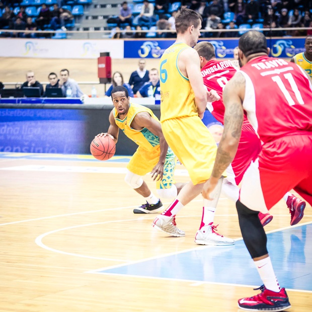 Αστάνα: Νέα εντυπωσιακή νίκη με «τρομακτικό» Καλάθη (photos+video)