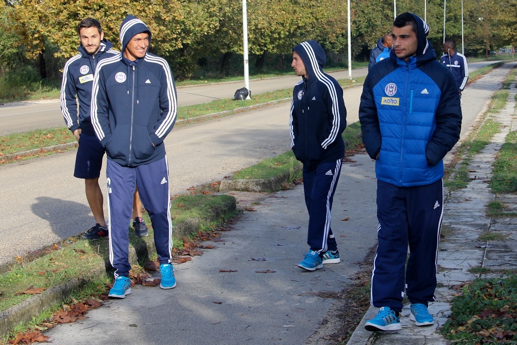 ΑΕΛ Καλλονής: Πρωινός περίπατος στη λίμνη (photos)