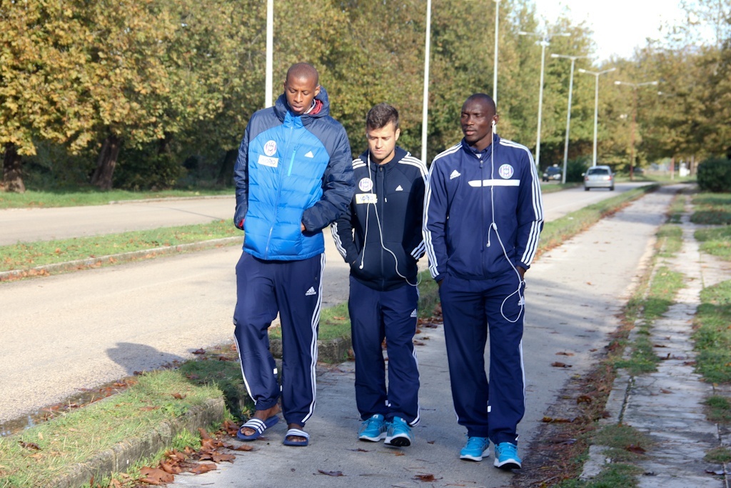 ΑΕΛ Καλλονής: Πρωινός περίπατος στη λίμνη (photos)