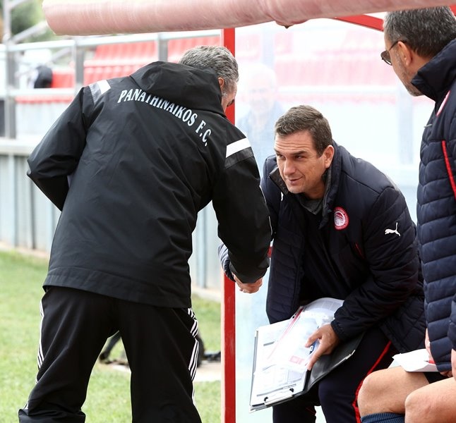 «Κοκκίνισε» το ντέρμπι των Νέων (photos)