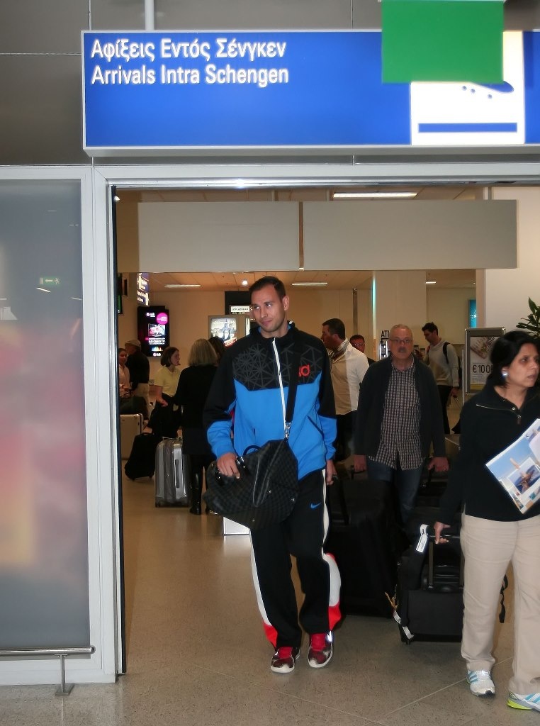 ΑΕΚ: Έφτασε ο Ίνγκλις (photos)