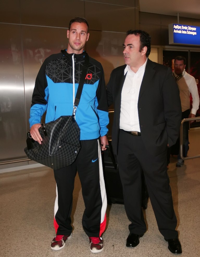 ΑΕΚ: Έφτασε ο Ίνγκλις (photos)