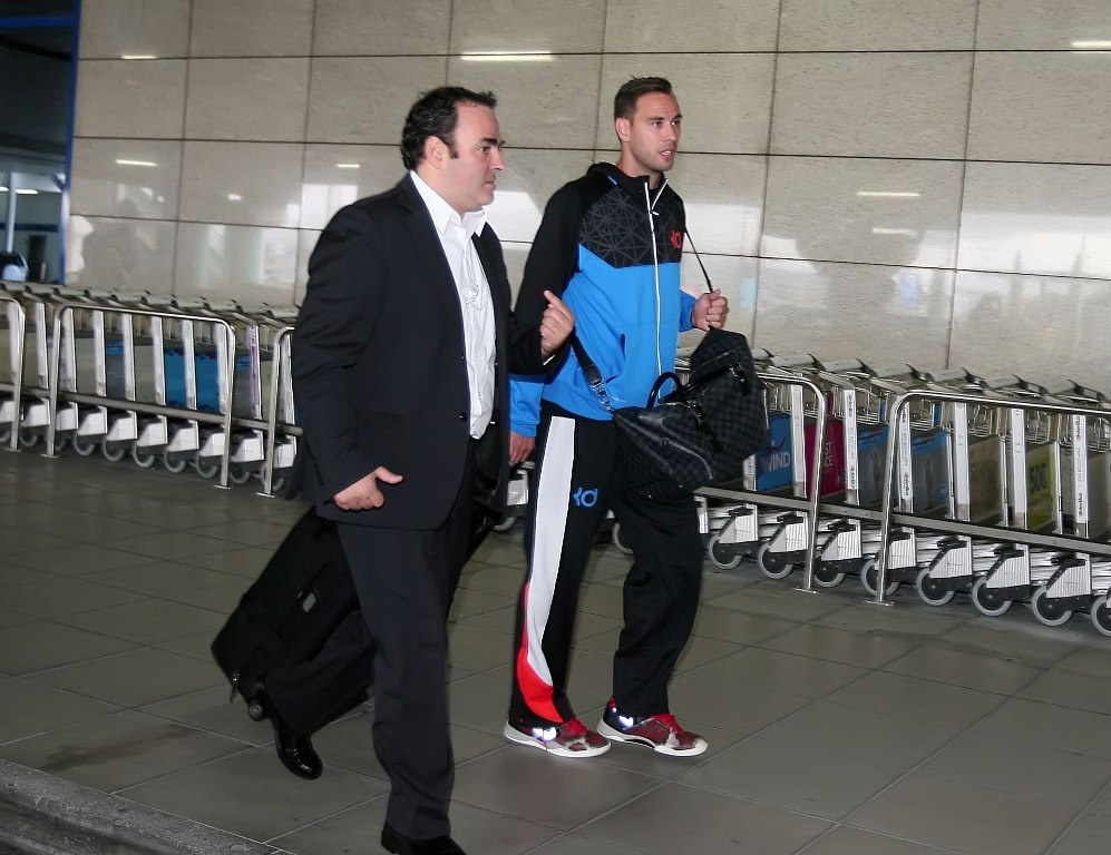 ΑΕΚ: Έφτασε ο Ίνγκλις (photos)