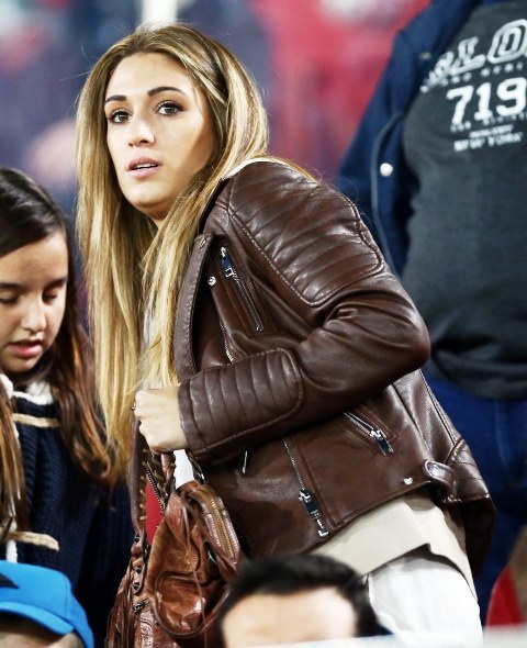 Τα «καυτά» κορίτσια των γηπέδων (photos)