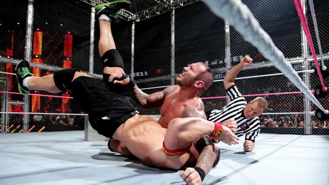 Hell in a Cell: Φάντασμα ο… Bray Wyatt (videos+photos)