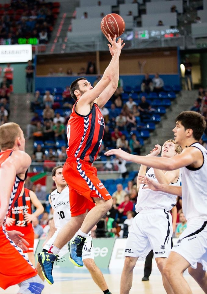 Λαμποράλ Κούτσα: Με Ολυμπιακό δεν τα έκανε αυτά! (photos+videos)