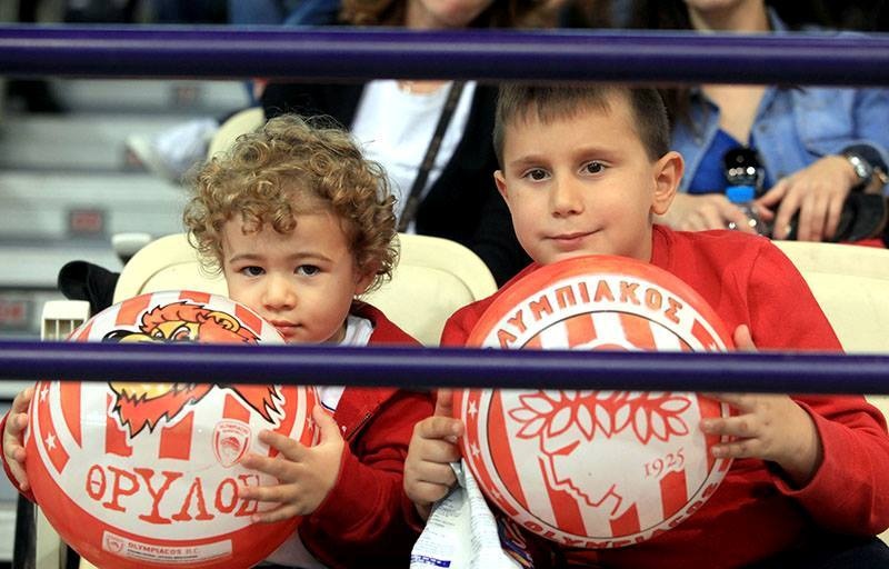 Ολυμπιακός: Πλημμύρισε παιδιά το ΣΕΦ (photos)