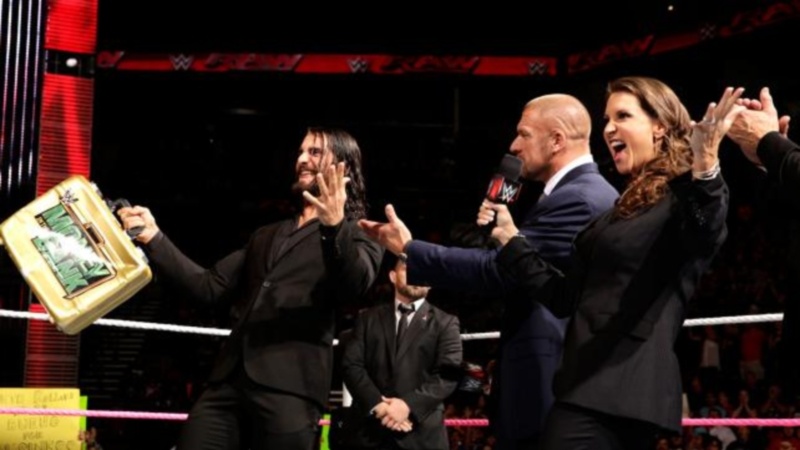 Raw: Αναλαμβάνει τη διάλυση των Authority o Cena (photos+videos)