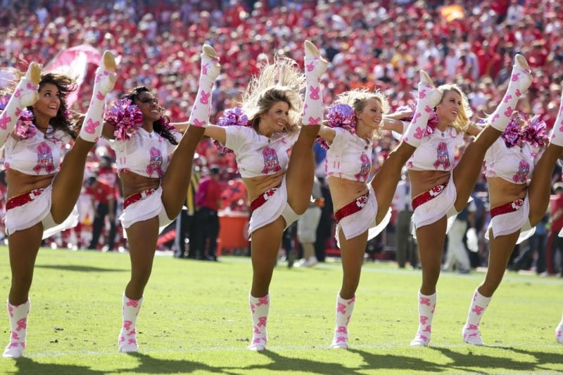NFL: Ξεκίνησαν οι απόκριες για τις Cheerleaders (photos)