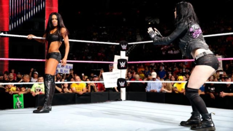 Raw: Αναλαμβάνει τη διάλυση των Authority o Cena (photos+videos)