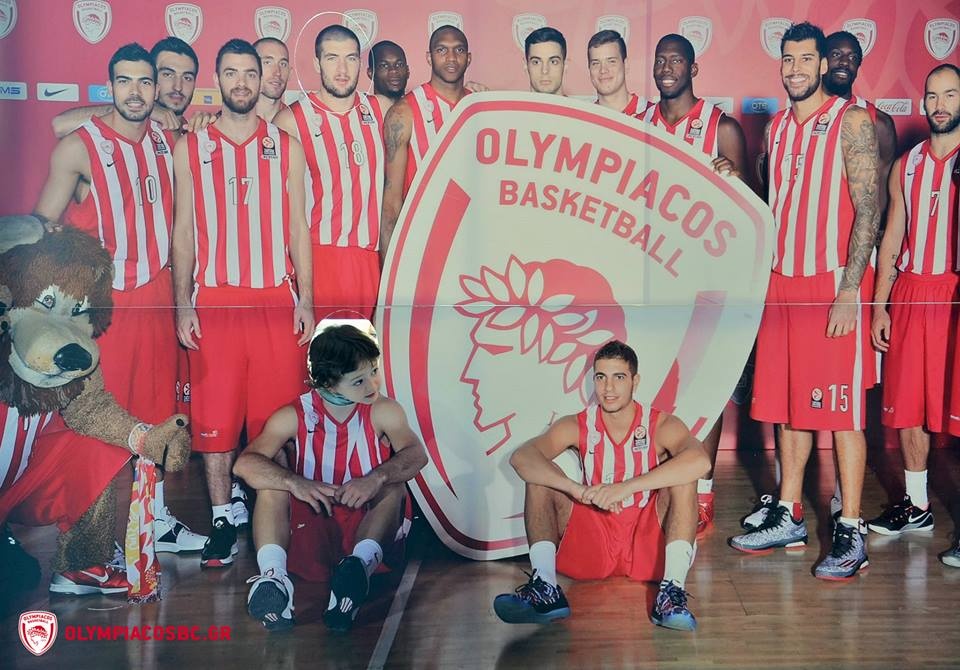 Ολυμπιακός: Χάρηκαν μικροί, μεγάλοι! (photos)