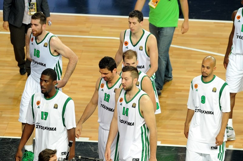 Ούνιξ - Σάσαρι: «Πράσινη» μονομαχία Καϊμακόγλου - Λόγκαν (photos)